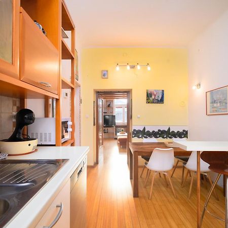 Urban View Apartment With Free Parking 卢布尔雅那 外观 照片