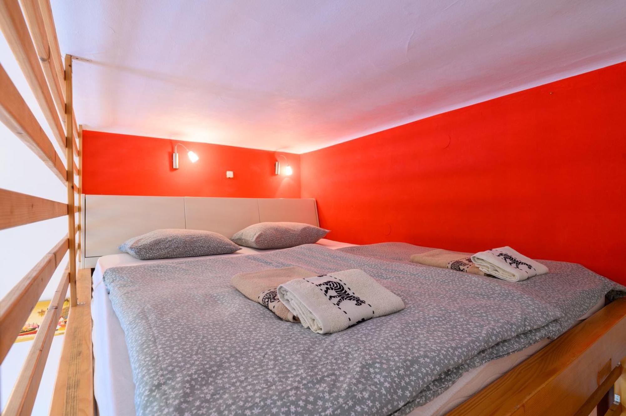 Urban View Apartment With Free Parking 卢布尔雅那 外观 照片