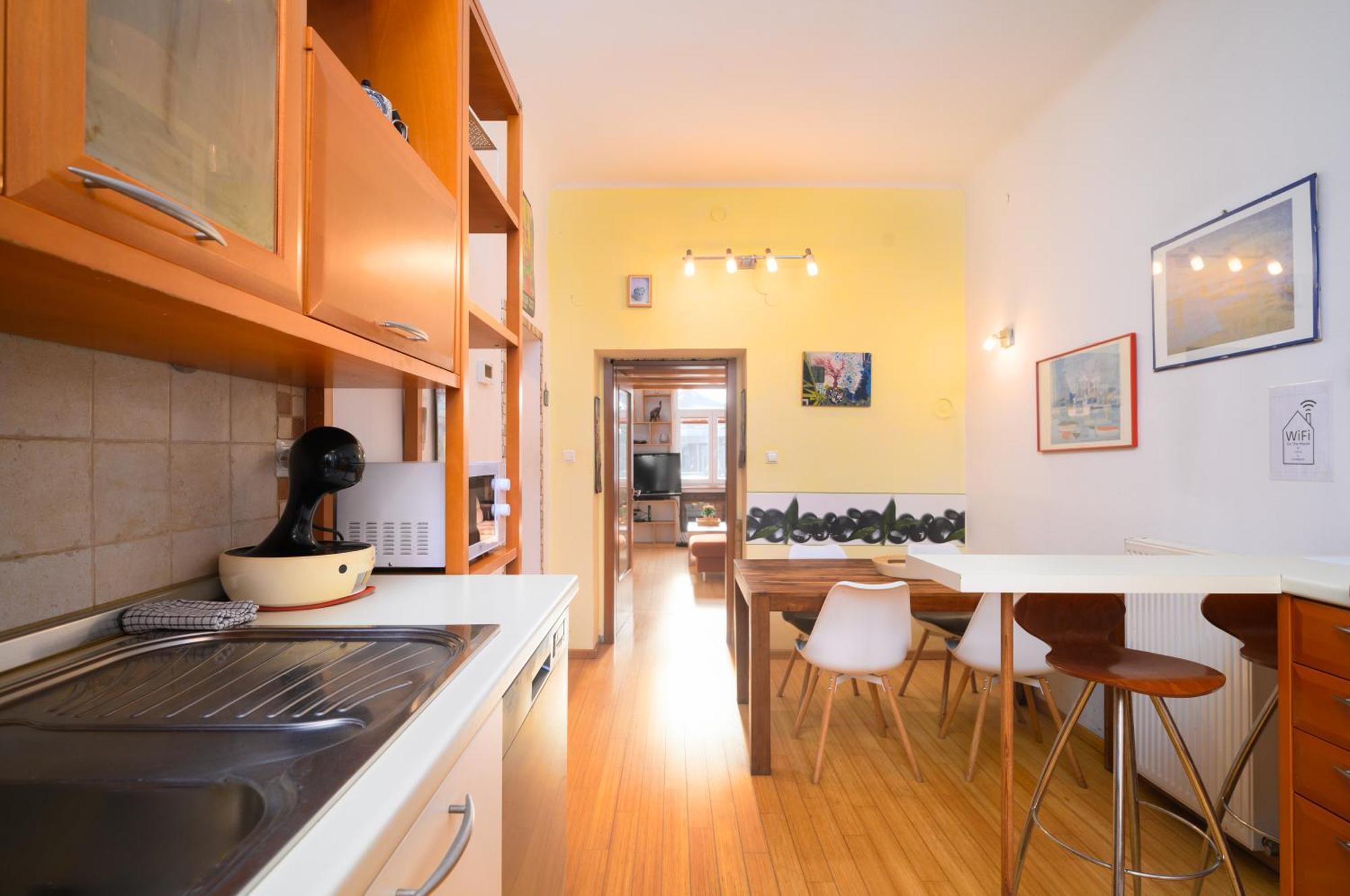 Urban View Apartment With Free Parking 卢布尔雅那 外观 照片